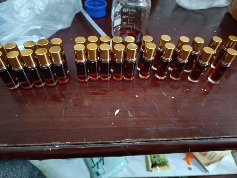 古法柴火沉香精油香味持久