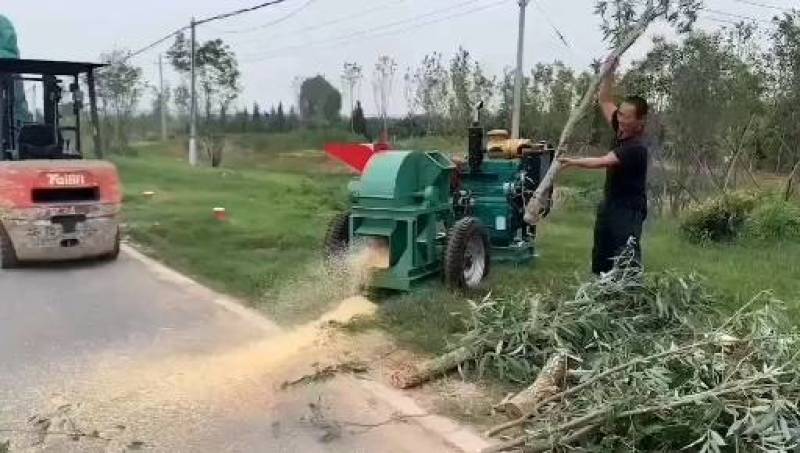 树枝粉碎机移动树枝粉碎机厂家果园树枝粉碎机报价