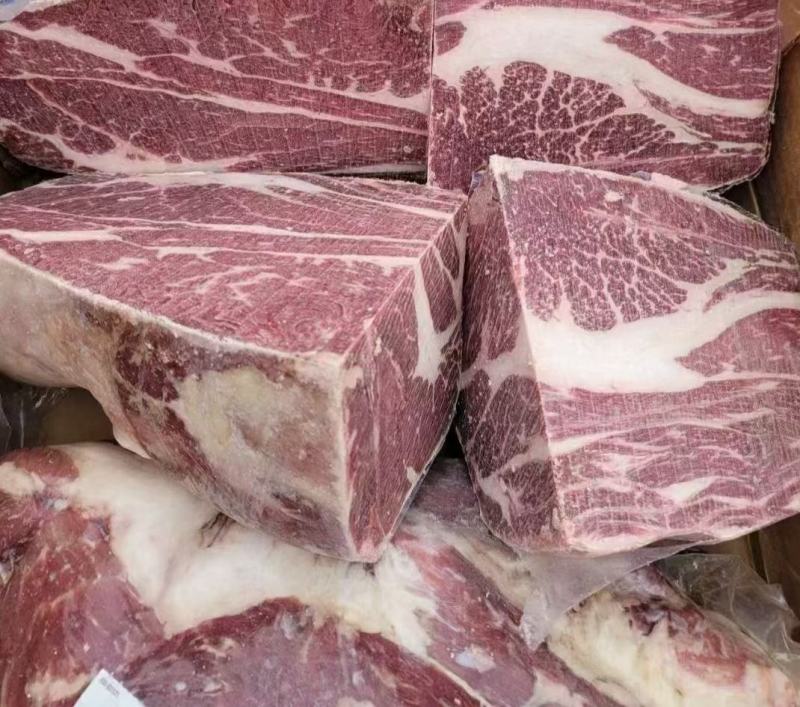 38厂3A谷饲上脑适用于烤肉，火锅，寿喜烧，雪花牛排等