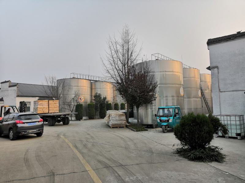 白酒纯粮厂家直销一手货源52度500ml6瓶装整箱包邮