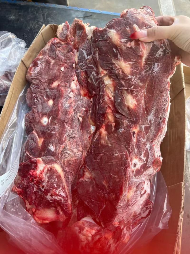 牛脖骨，实拍，大量现货，肉多价格低，支持样品，量大可议价