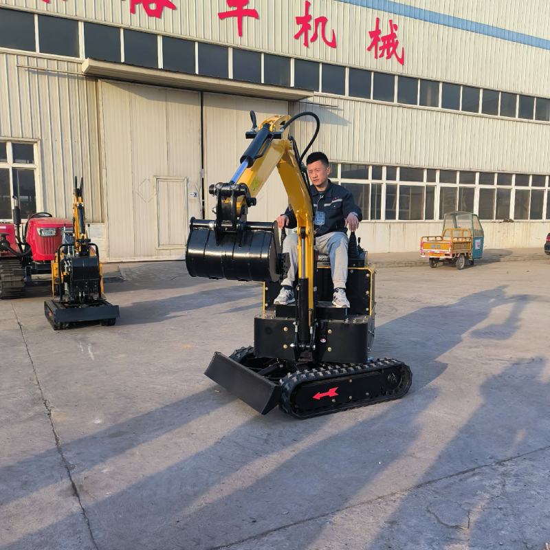 10型专业挖机多功能小型挖机果园微挖