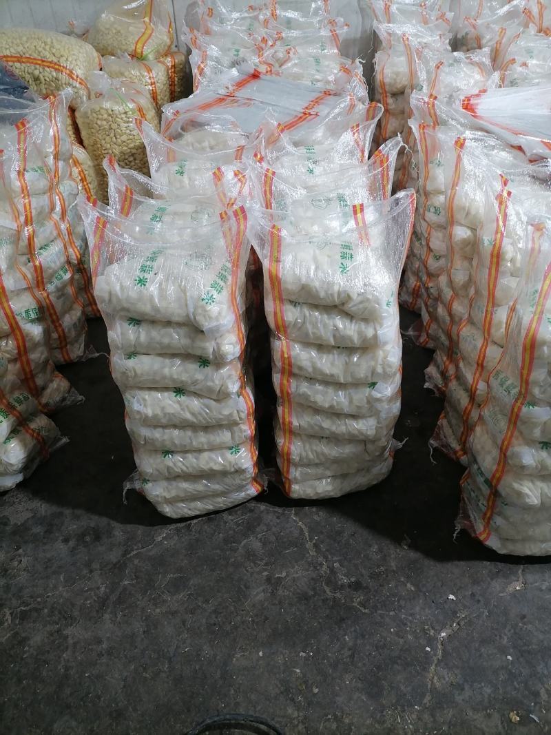蒜米蒜头，欢迎进店沟通，全国发货，帮忙找车。