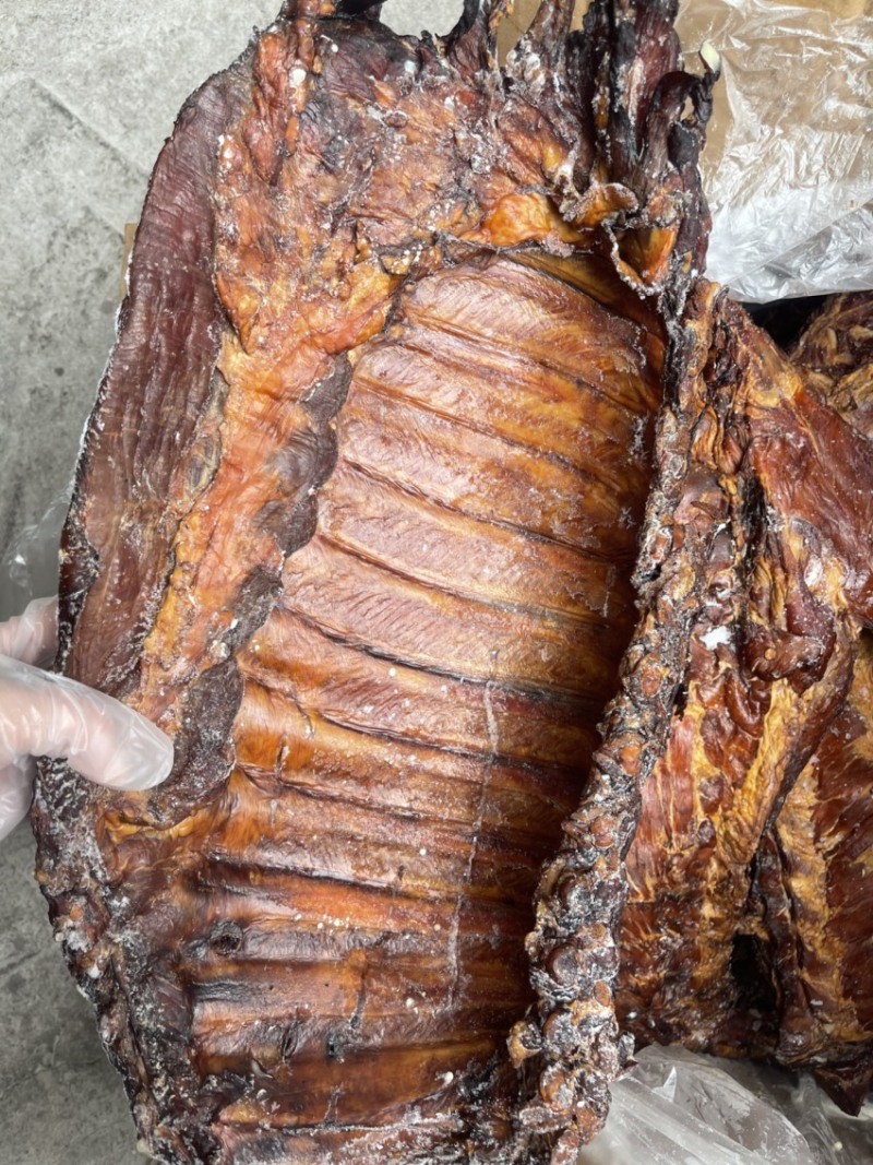 烟熏腊通排骨（腊肉香肠源头工厂一手货源量大从优）