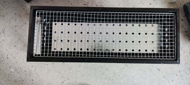 烧烤炉，便携式小黑炉，简单大方，美观，实用更便捷。