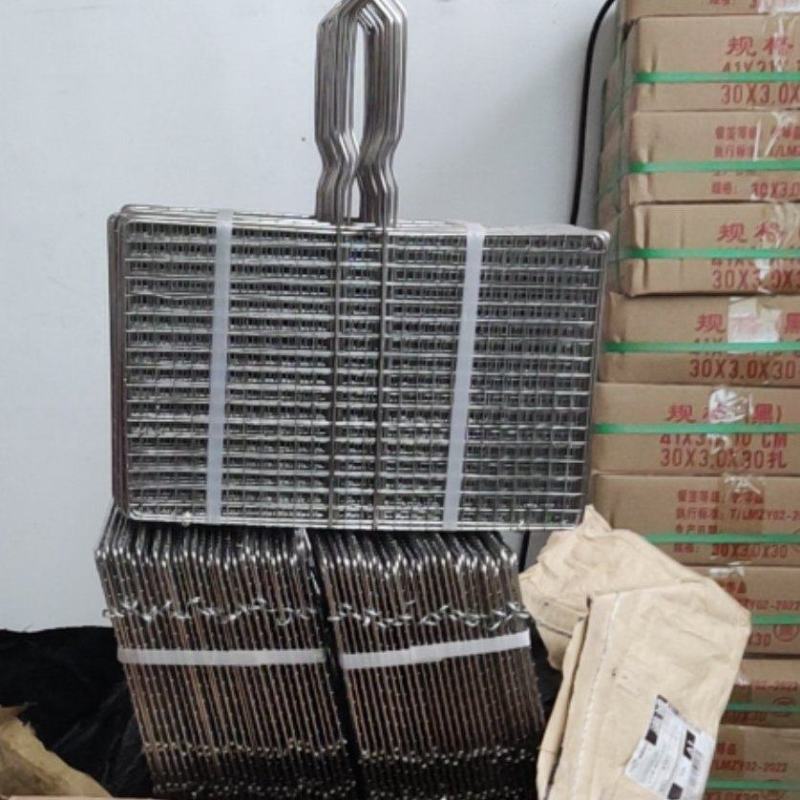 不锈钢烧烤用具，烧烤夹，小方格型号，结实耐用，做工好。