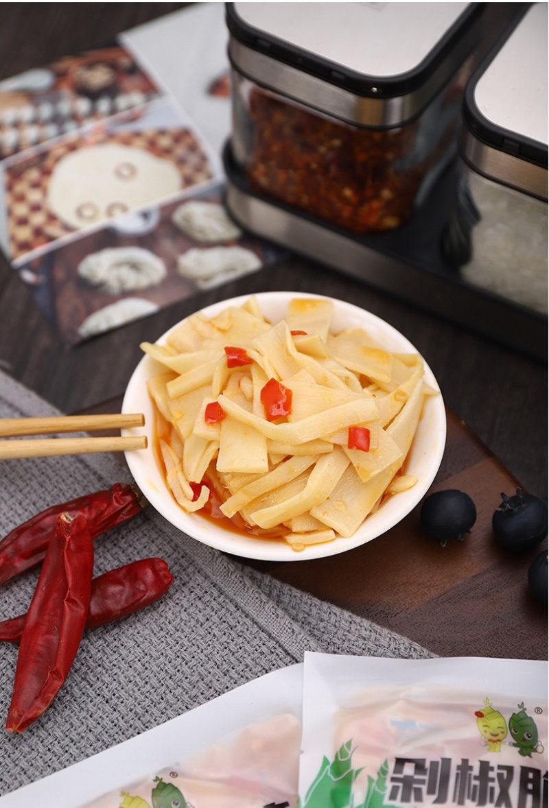 休闲零食剁椒脆笋