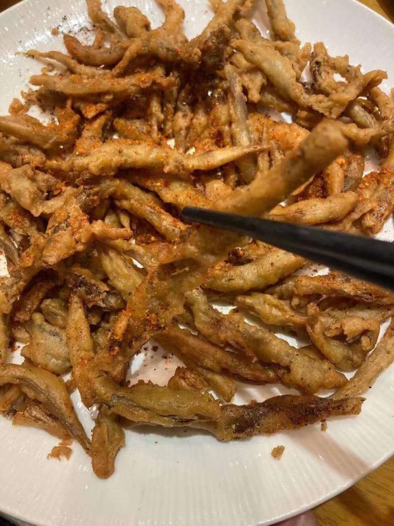 炸泥鳅炸小酥肉炸猫猫鱼库房现货价格美丽低成本高利润