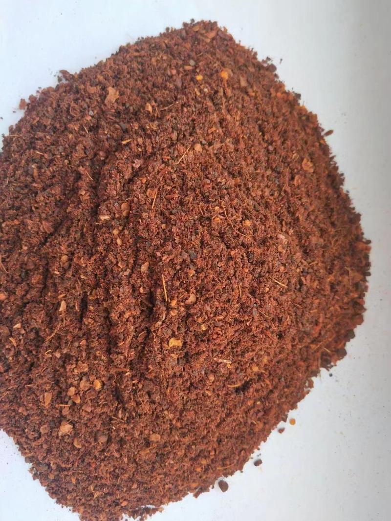 辣椒油渣，含有多种必需氨基酸，可降低养殖成本。