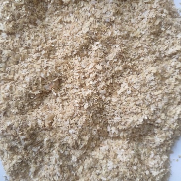 麦麸，即麦皮，小麦加工面粉副产品，饲料添加，牛羊猪好饲料