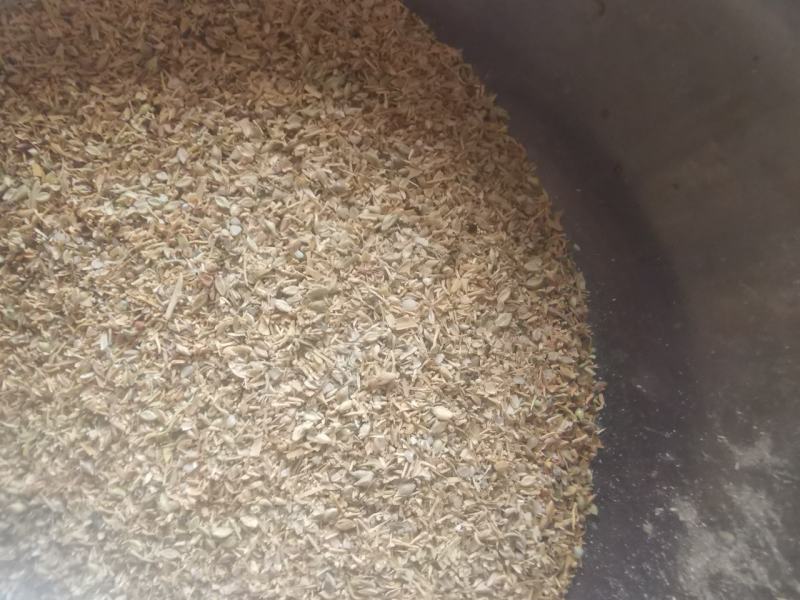 草子碎米惜，喂鸡鸭鹅降成本下脚料类长期有货