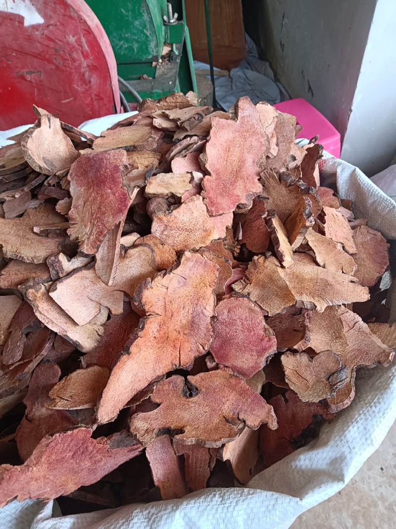 红肉土茯苓，干片。土茯苓干片。原产地直供。货源稳定