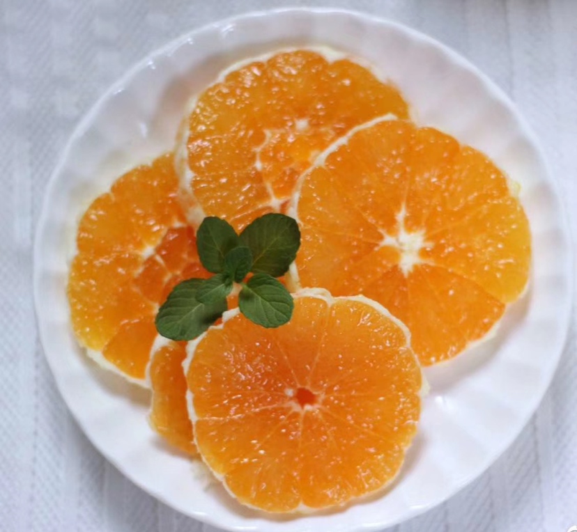 秭归夏橙切开展示果肉细节