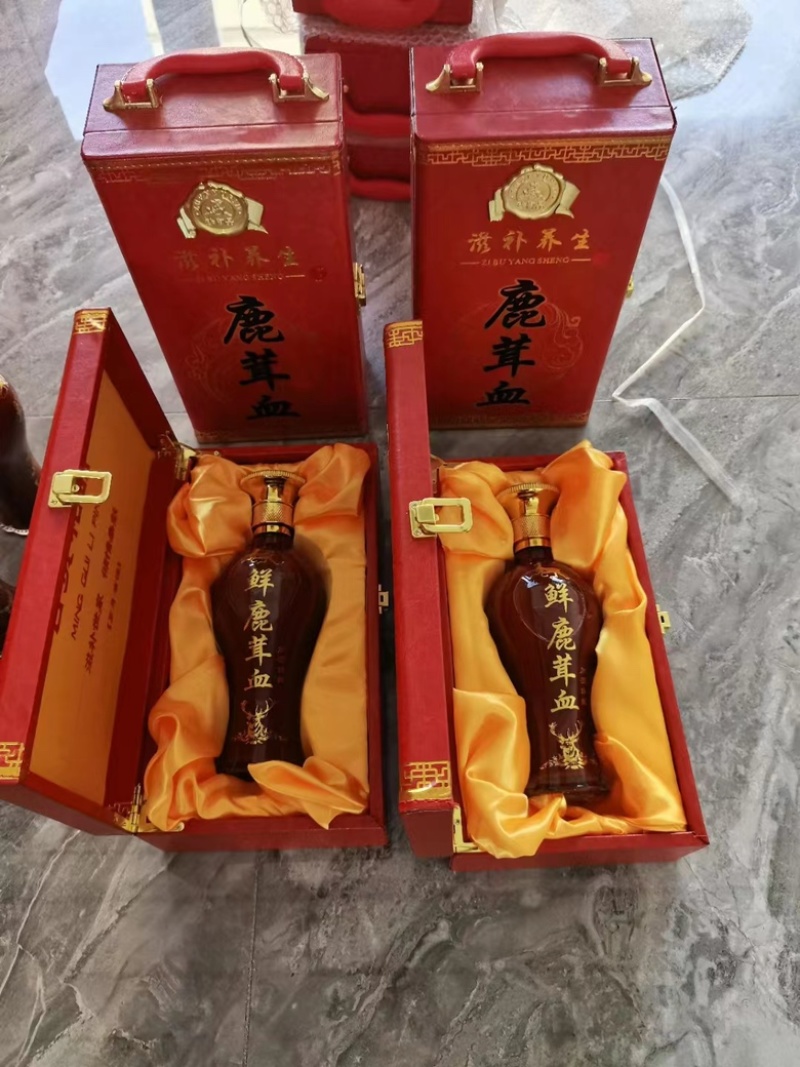 鹿茸血加酒保鲜产地直发、可搭配各种礼盒含血量90%以上