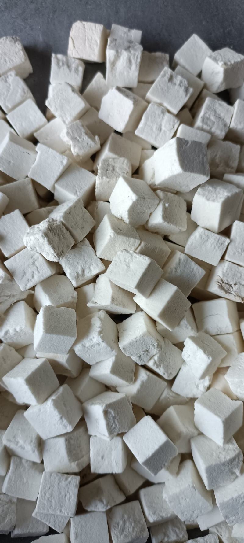 茯苓手选中心丁，一手货源，大货供应，全国发货，量大从优