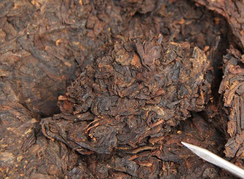 批发普洱茶老普洱饼五年干仓勐海干仓七子饼357