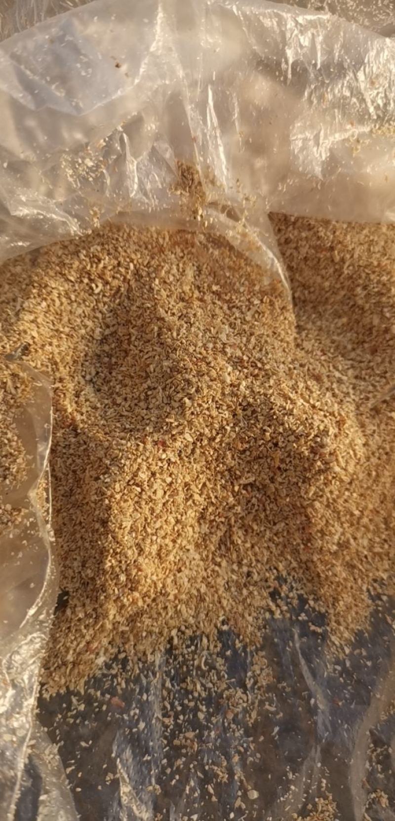 工厂化生产玉米芯颗粒，各种规格压缩包，软包装，散装，协助