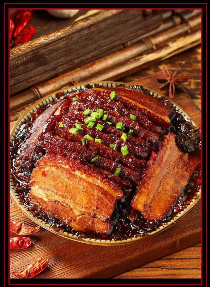 梅菜扣肉碗装半成品方便速食红烧肉下酒菜加热