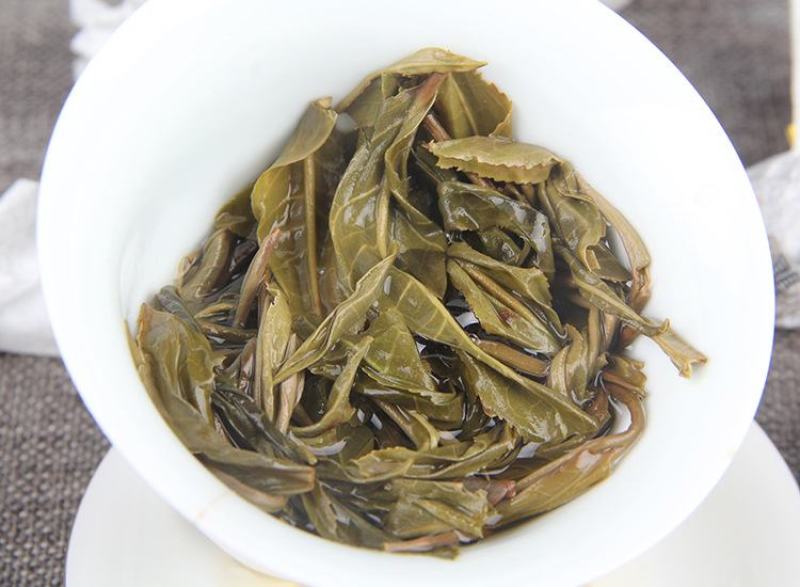 批发云南临沧冰岛普洱茶生茶古树龙珠沱茶散装茶生普口粮茶5