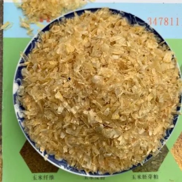大量供应喷浆玉米皮猪牛羊添加喷浆玉米皮量