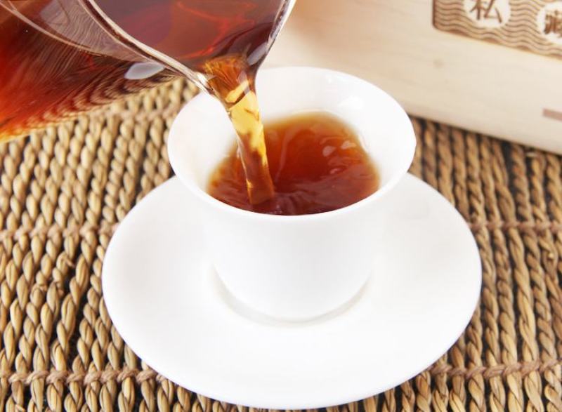 批发云南特产老茶头龙园号品质普洱自然沱散茶1.3千克木盒
