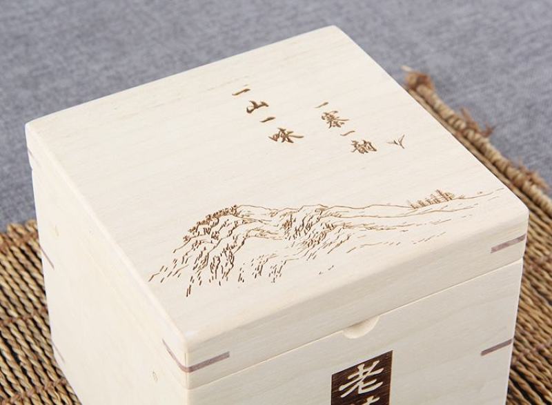 批发云南特产老茶头龙园号品质普洱自然沱散茶1.3千克木盒