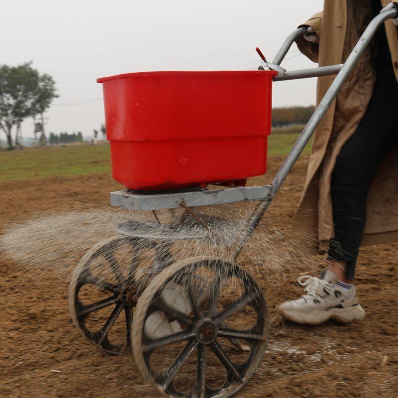 多功能施肥器撒肥料神器农用手推式抛肥机玉米小麦追肥机家用