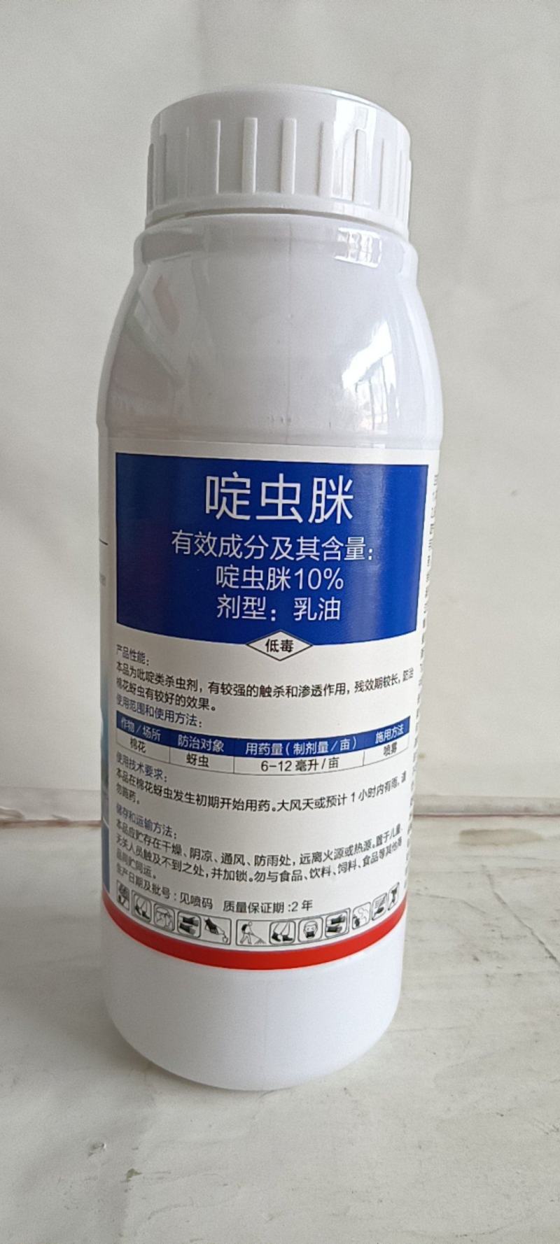 10%啶虫脒对蚜虫蓟马飞虱类害虫有很好的防效，持效期较长