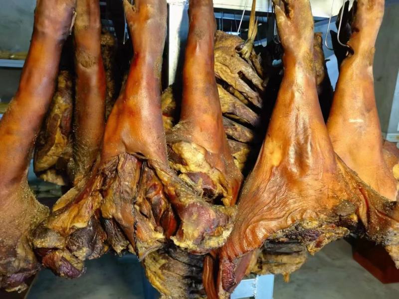 出售正宗农村腊肉、腊腓、火脚等