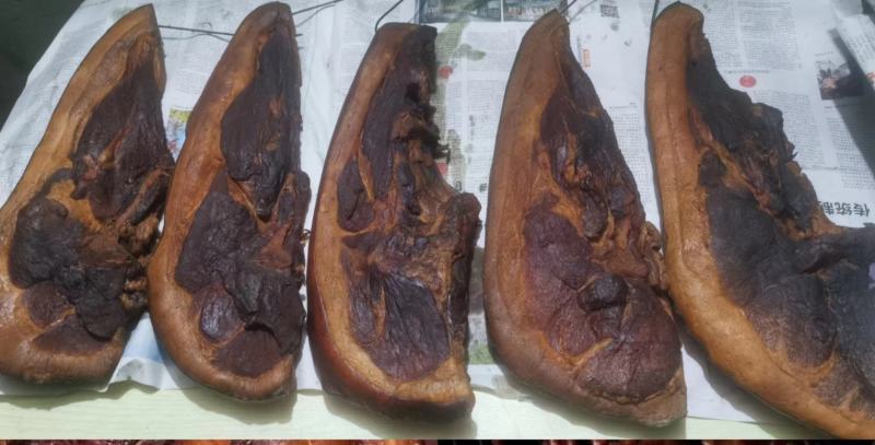 出售正宗农村腊肉、腊腓、火脚等