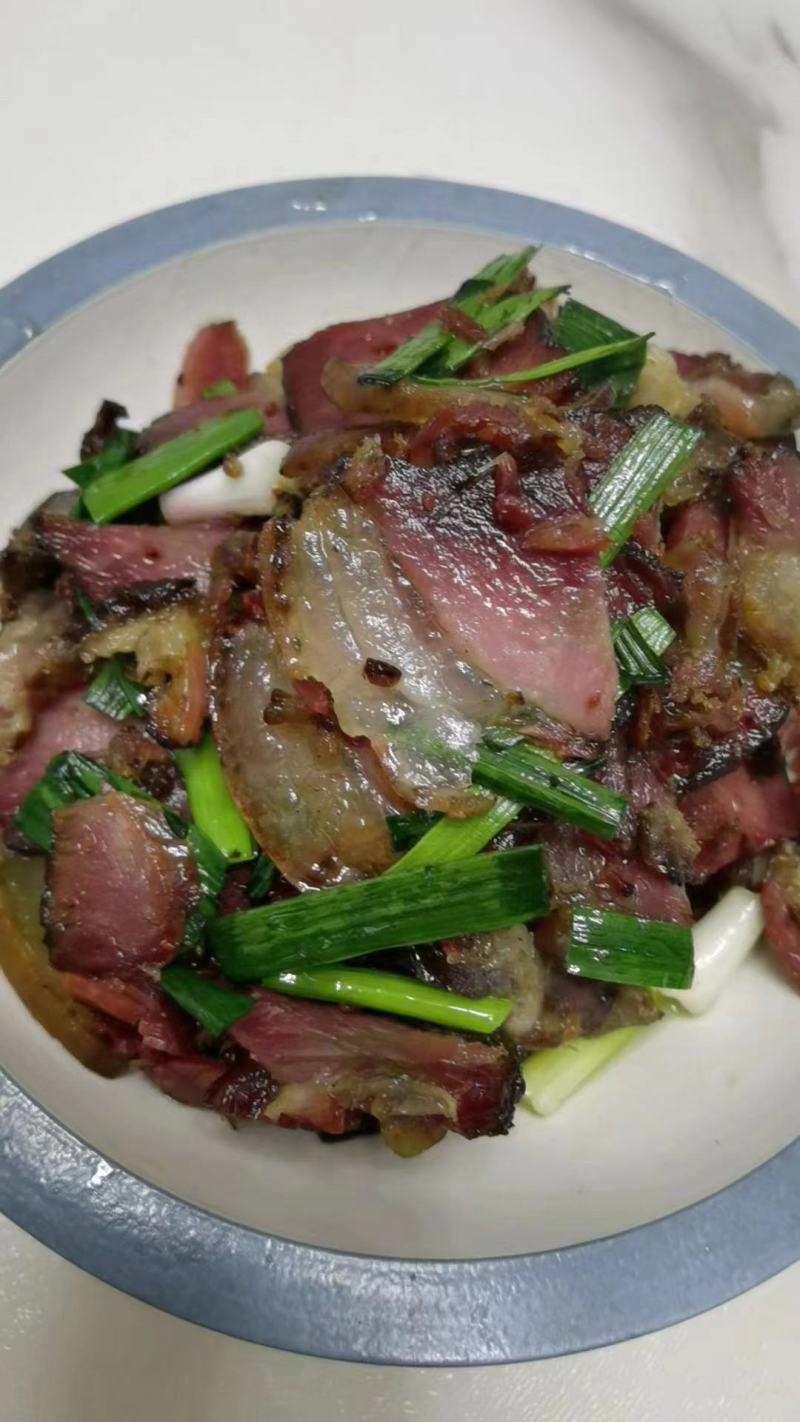 出售正宗农村腊肉、腊腓、火脚等