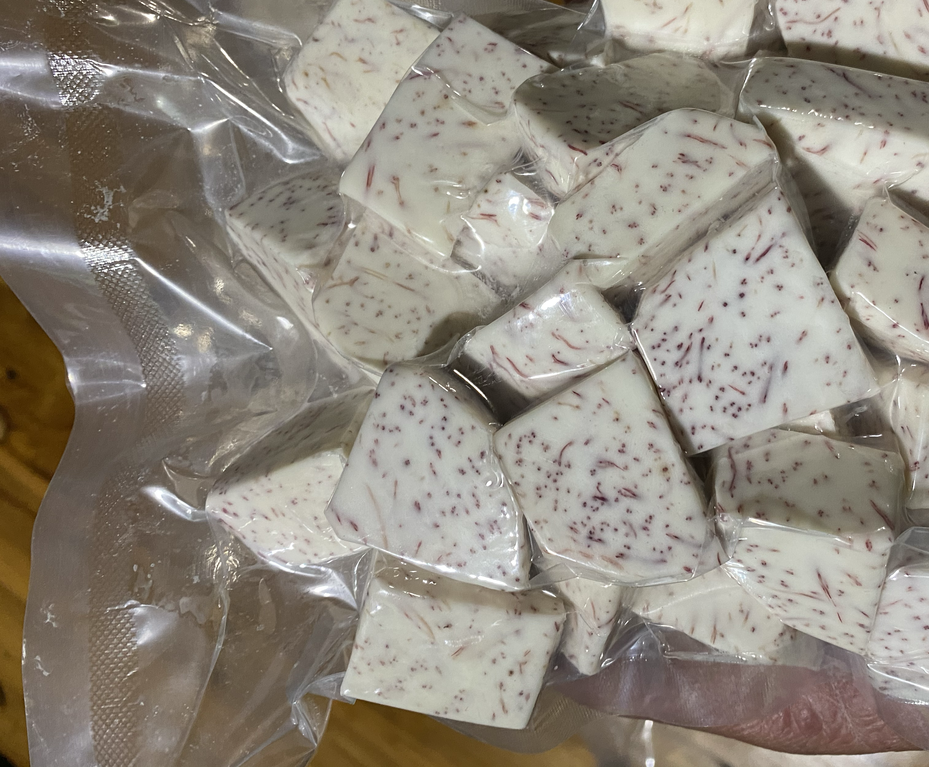 山芋与芋头选购与储存示意图