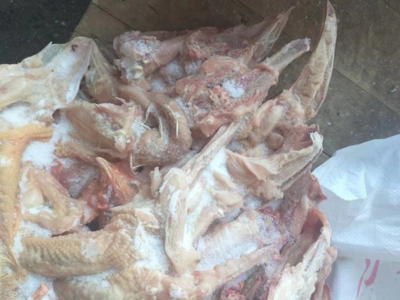 肉鸡架