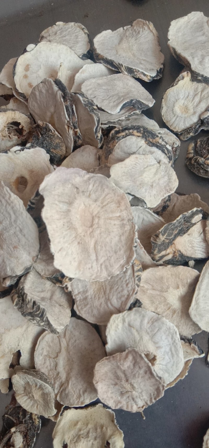 三七，天麻，灵芝孢子粉，桃交三包，四宝粉，金斗山地小米，