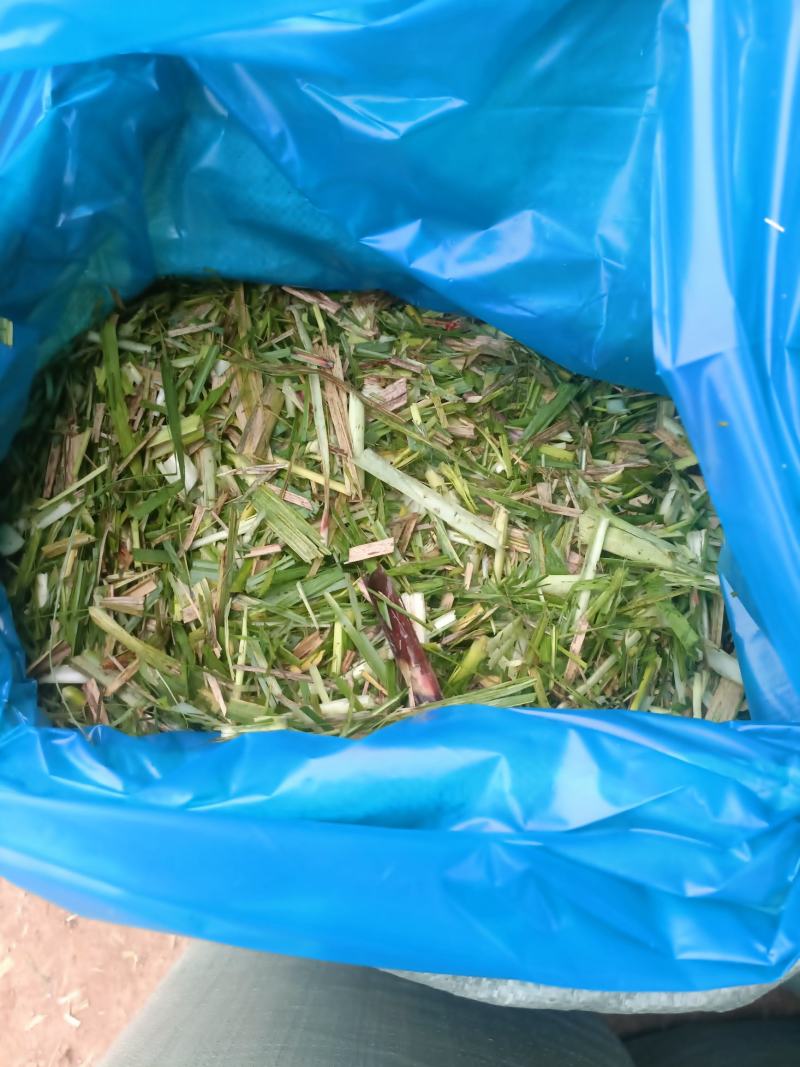 玉米杆，甘蔗尾，麦草