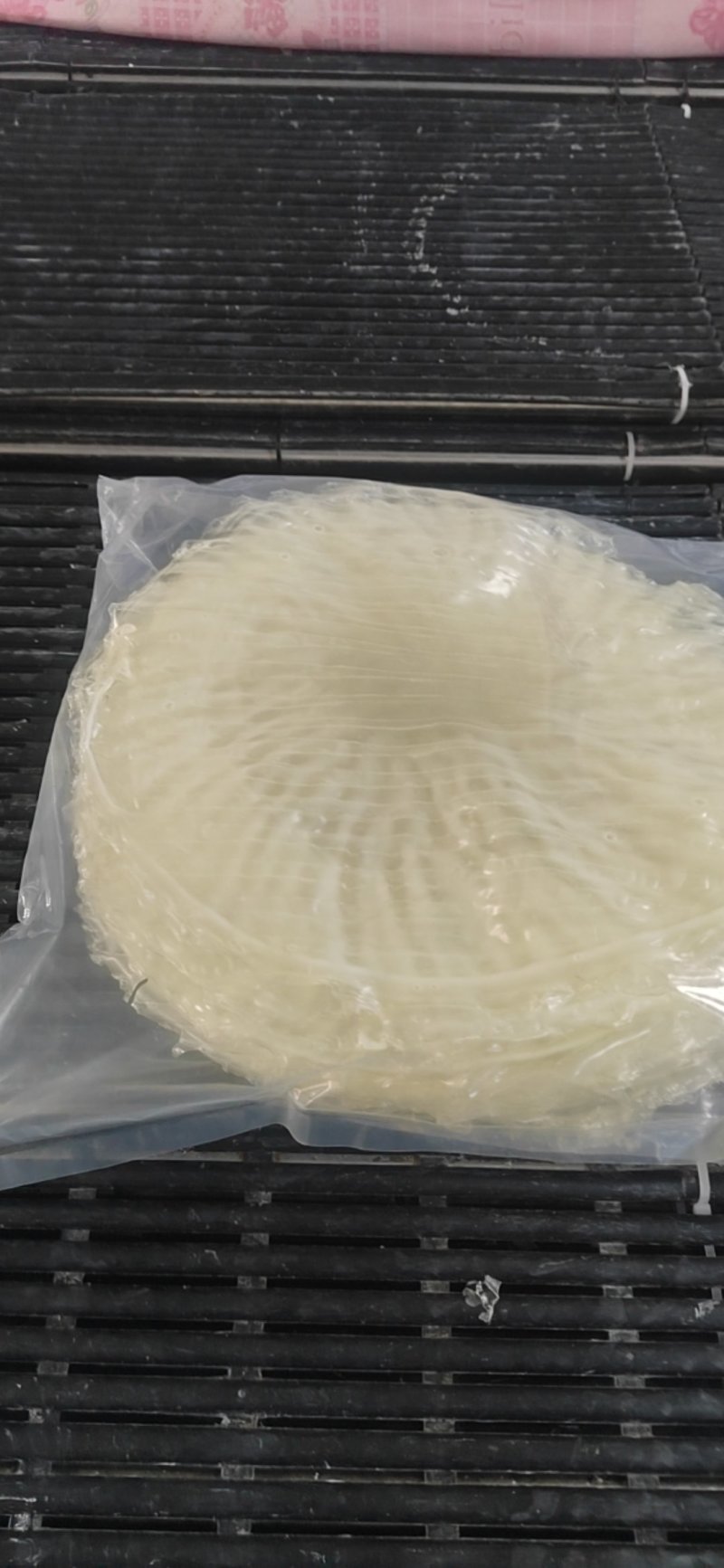 手工制作，纯绿豆粉皮、无添加剂