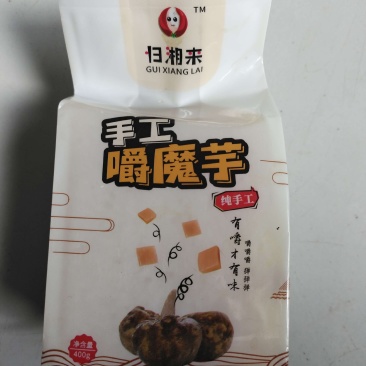 嚼魔芋豆腐