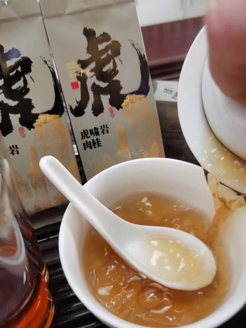 武夷虎啸岩肉桂岩茶