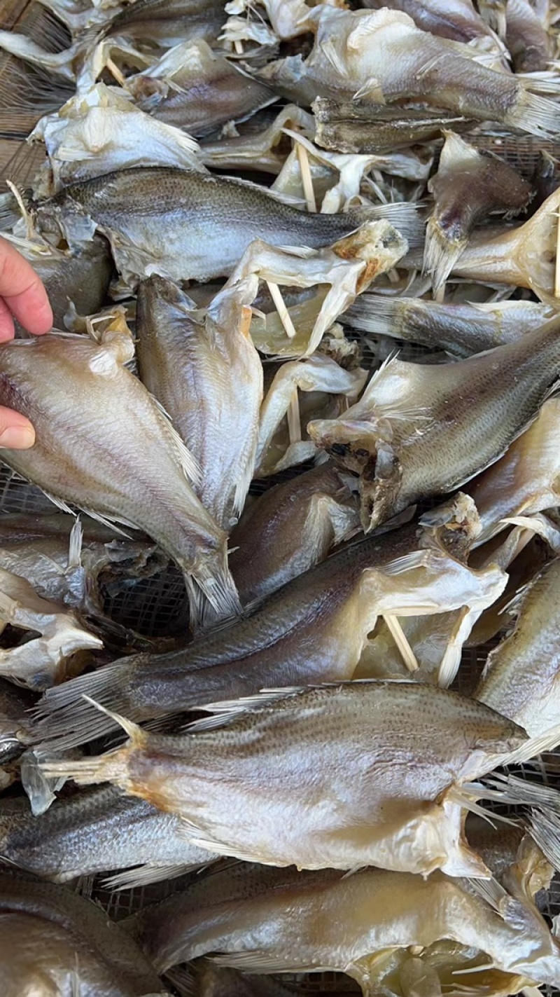 鲈鱼干展会地摊深海鲈鱼干肉角鱼干红娘鱼公干鱼特大号鲈鱼