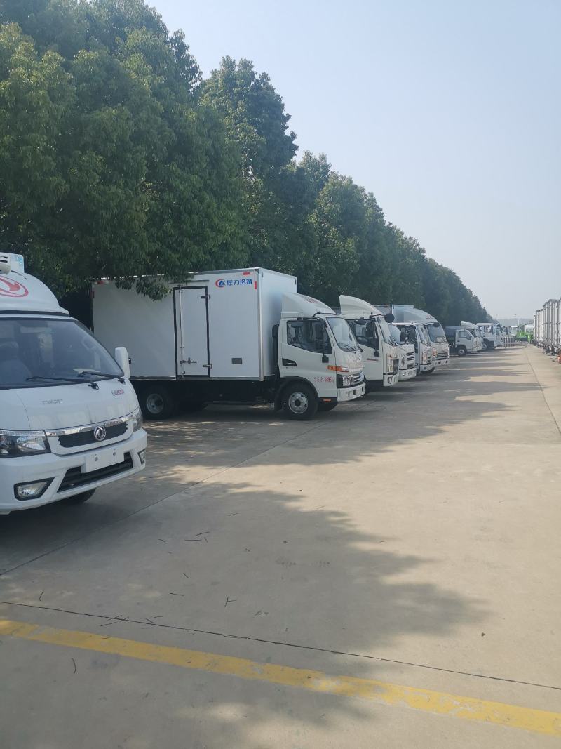 江铃凯运大马力高端冷藏车