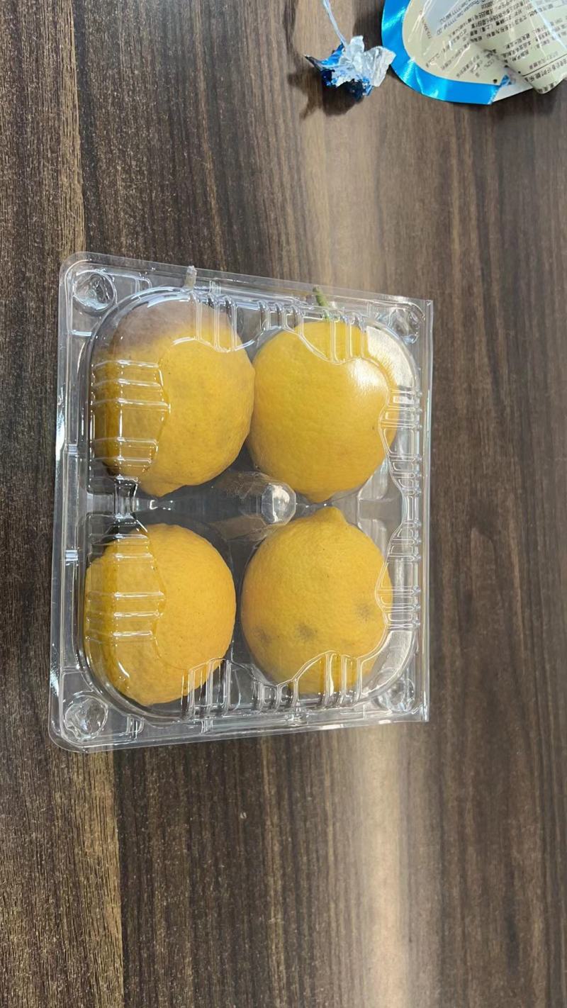 安岳县尤力克柠檬，皮亮多汁，老少皆宜。理想的保健品。