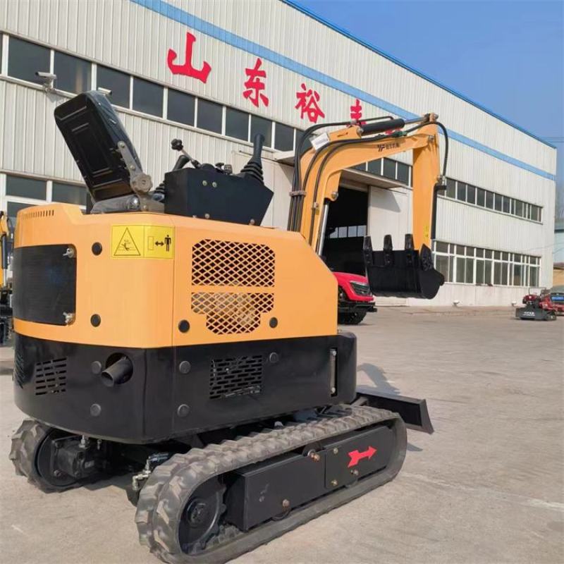 【牛】山东裕丰17型农用小型挖掘机果园种植挖沟挖坑用挖土机