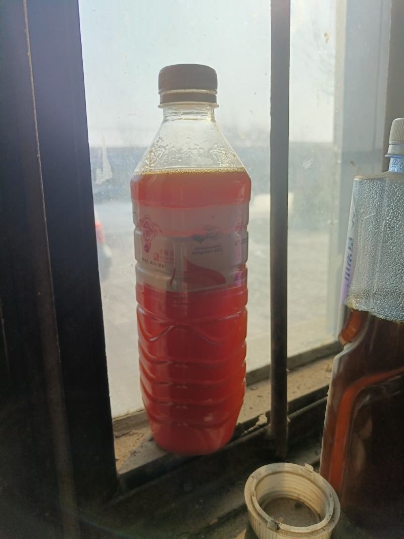 三纹鱼油，铁桶包装，鱼香味浓烈，无杂质