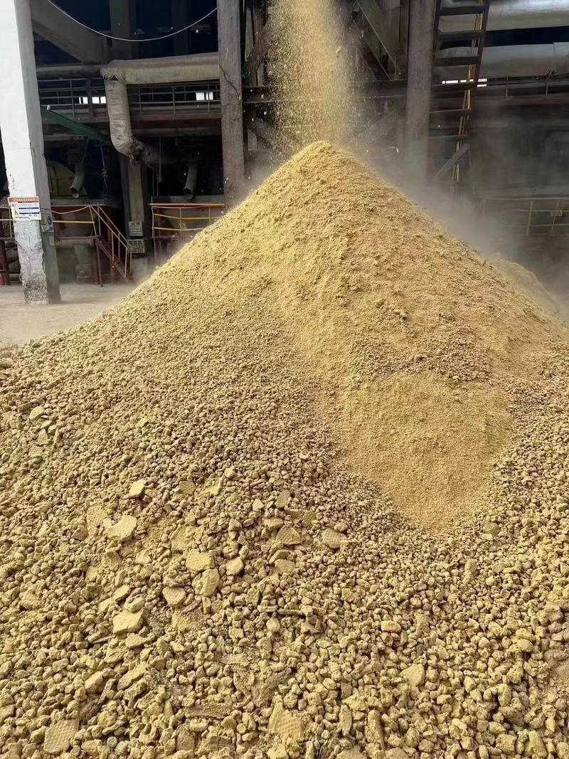 湿玉米渣【柠檬酸渣】几百块钱的好原料。降低成本。