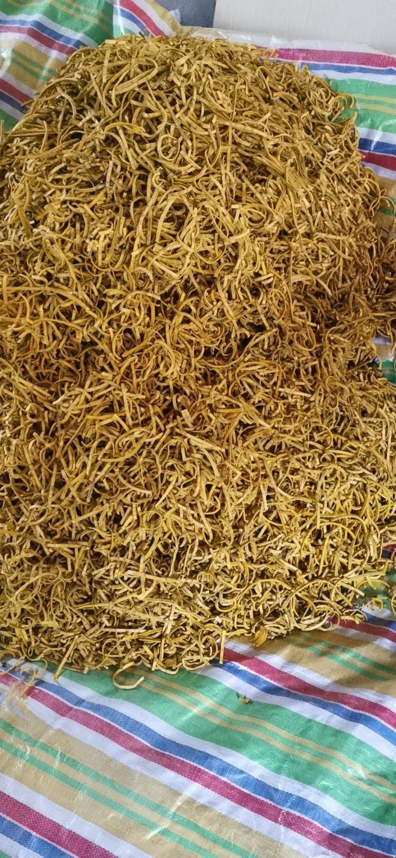 黄柏皮，川黄柏丝，无硫中药材。产地货源大货批发。