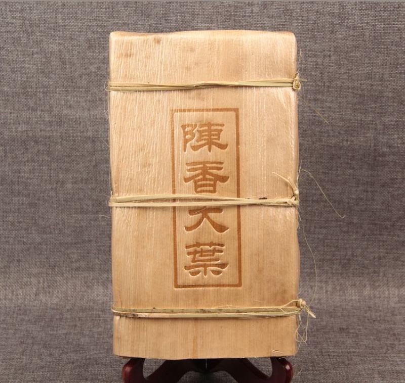 普洱茶老熟茶古树陈香大叶竹叶茶砖1000g沉香竹