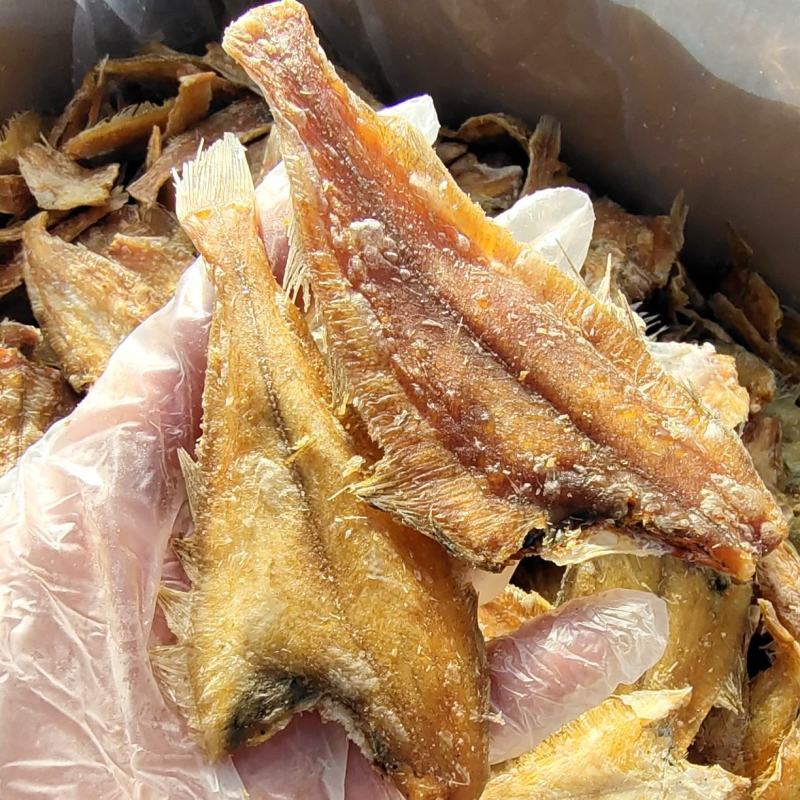 偏口鱼酥！去头去内脏，高温烘干的！酥脆香甜！大量现货供应