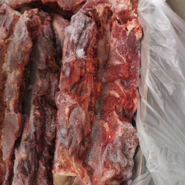满肉牛脖骨