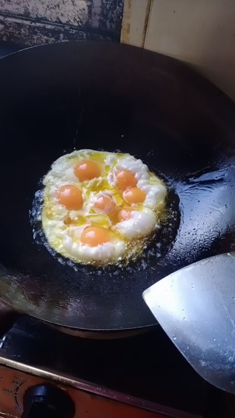 土鸡，散养，黄油，肉质鲜美，可真空发货，现杀，冷链到家
