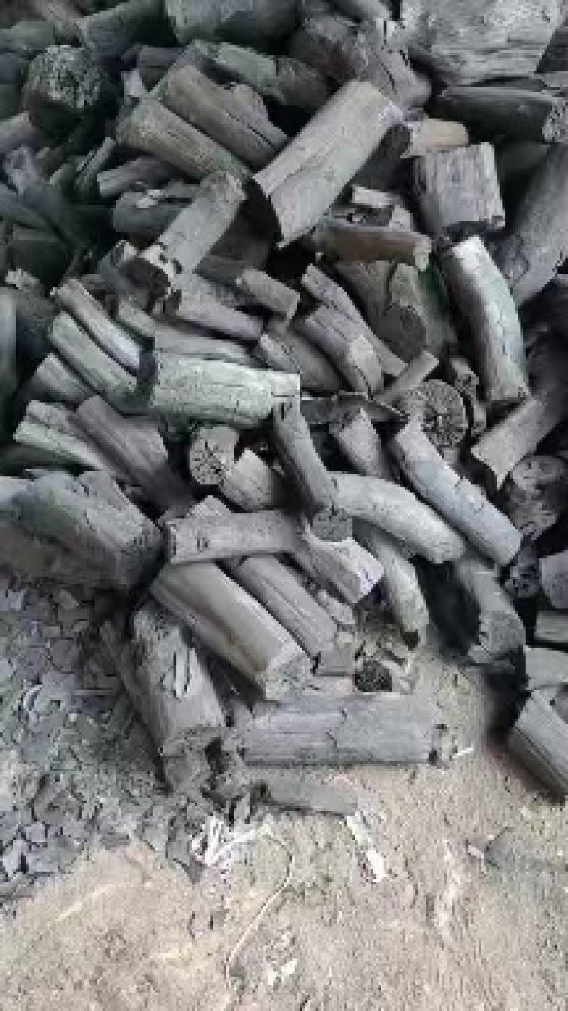 木炭纯荔枝龙眼果木炭，环保耐用火力持久，全国发货欢迎咨询